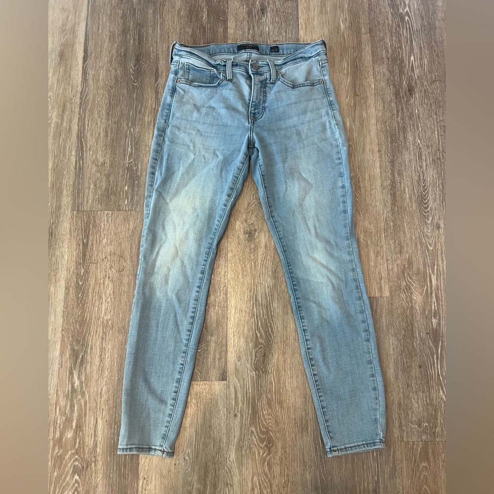 Lucky Brand Light Blue Women's Skinny Jeans (8 Regular)